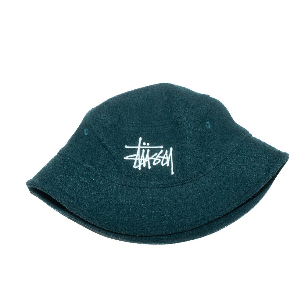 Stüssy Fuzzy Wool Basic Bucket Hat in Forest green
